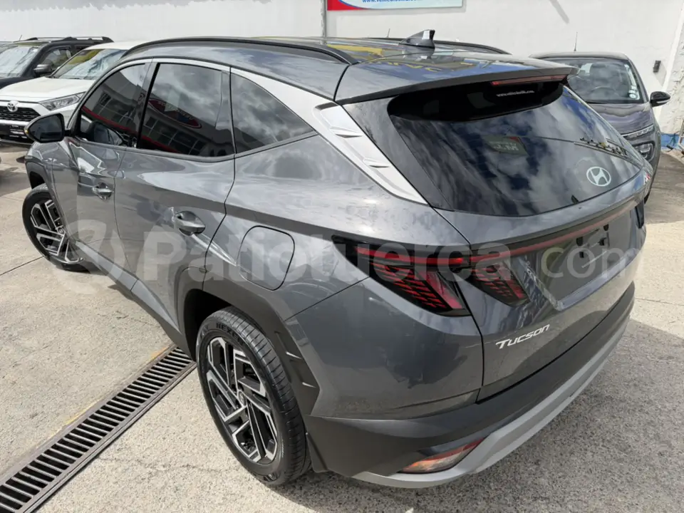 Foto 7 de Hyundai Tucson NX4E
