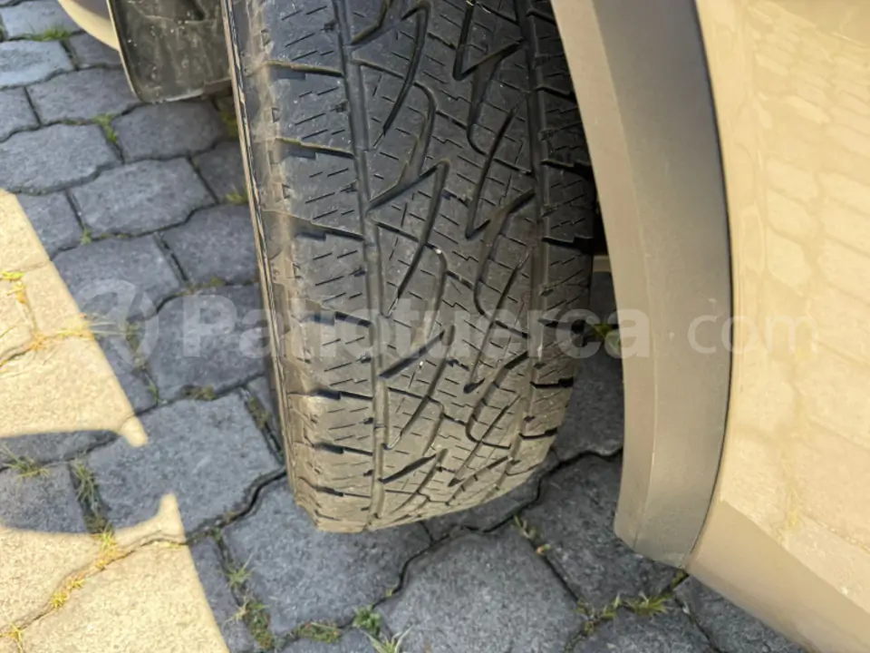 Foto 12 de Toyota Fortuner 2.7
