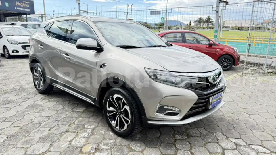 Foto 3 de Soueast DX7