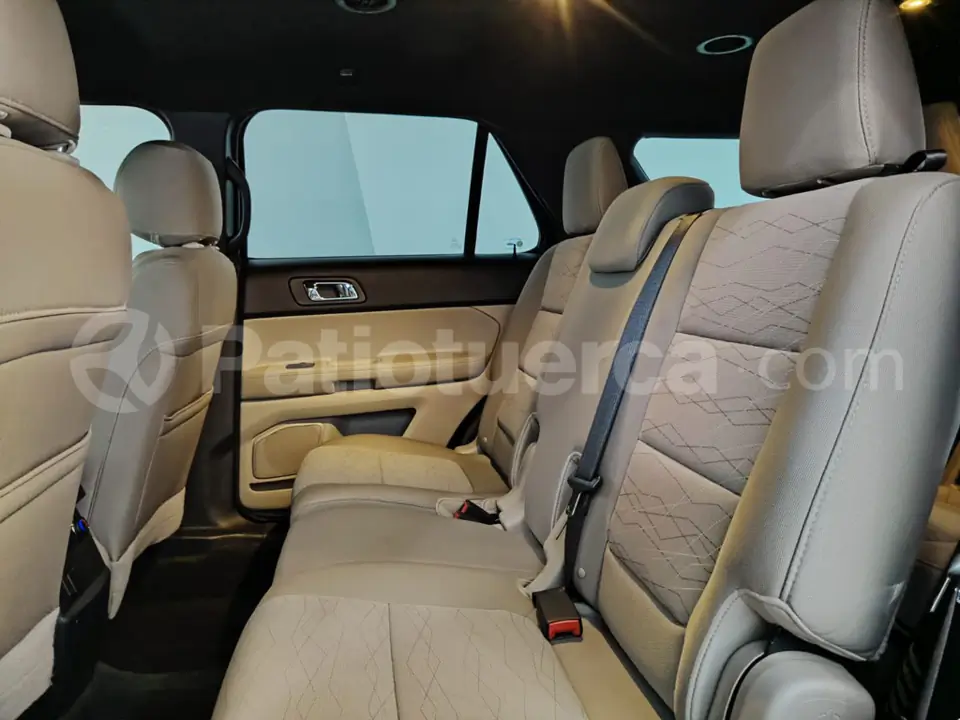 Foto 12 de Ford Explorer Base