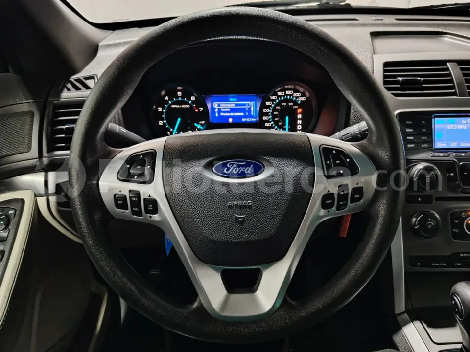 Foto 24 de Ford Explorer Base