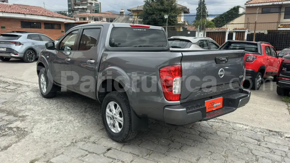 Foto 4 de Nissan Frontier XE