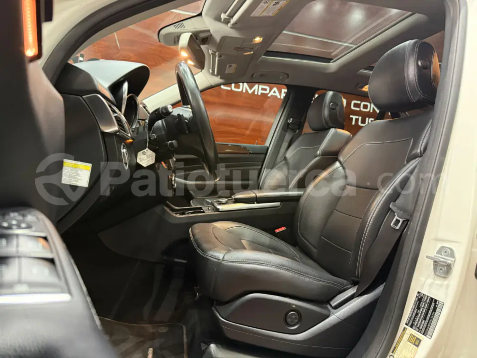 Foto 11 de Mercedes Benz ML 350 4matic