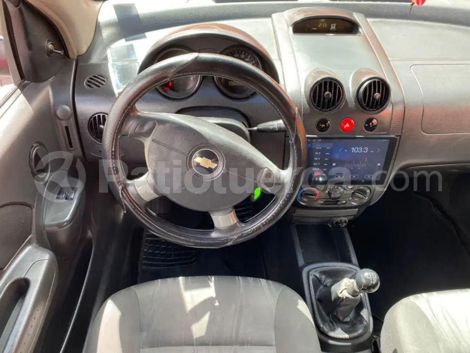 Foto 4 de Chevrolet Aveo Family