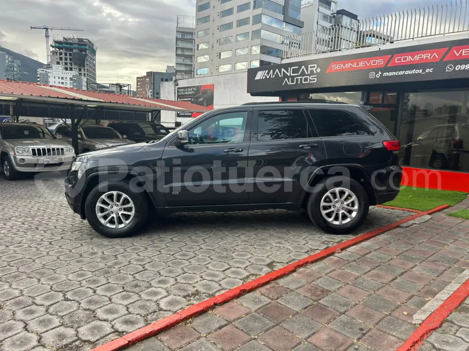 Foto 2 de Jeep Grand Cherokee Laredo