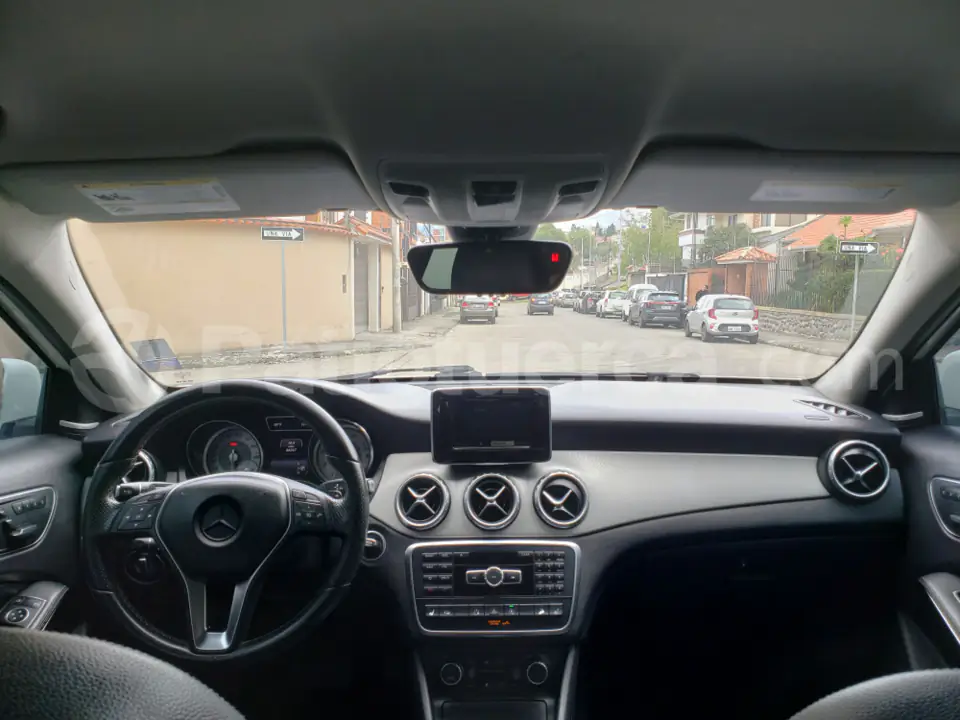 Foto 7 de Mercedes Benz GLA 250 4 MATIC