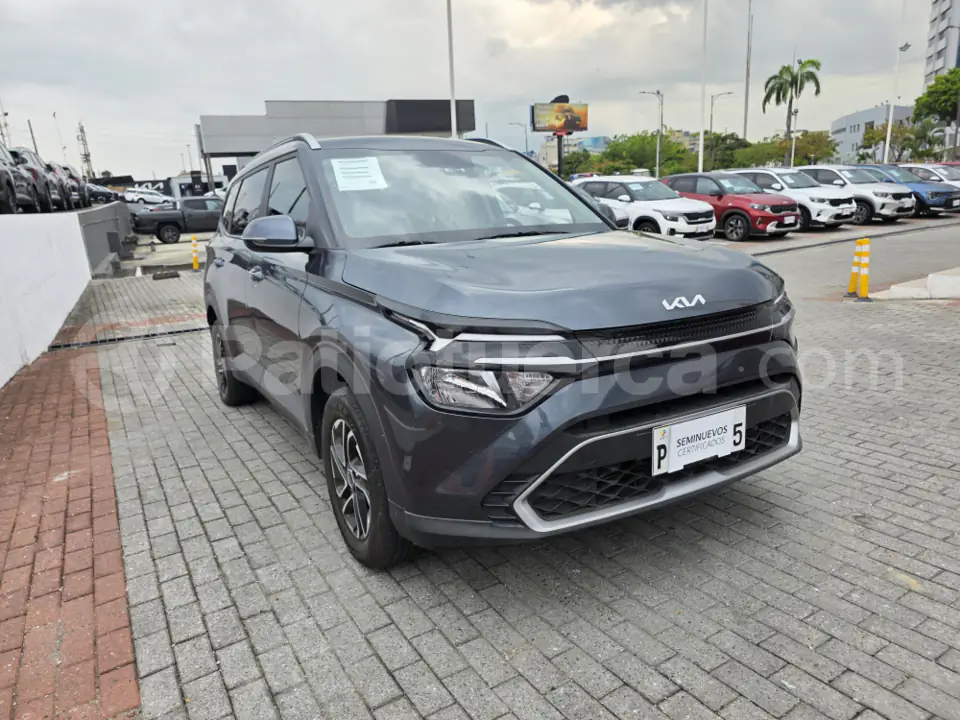 Foto 3 de Kia Carens