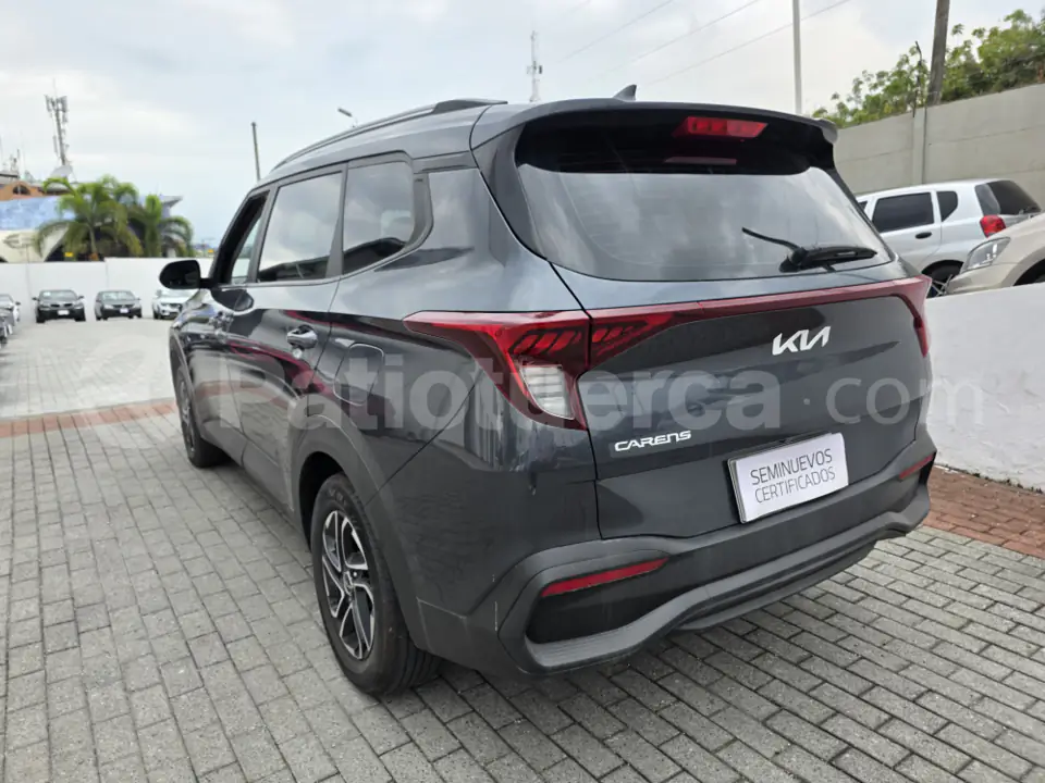 Foto 7 de Kia Carens