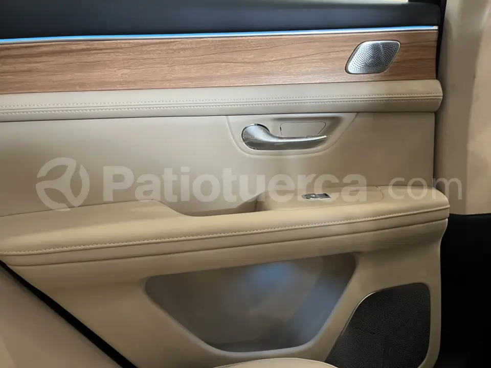 Foto 22 de Seres 5 Max