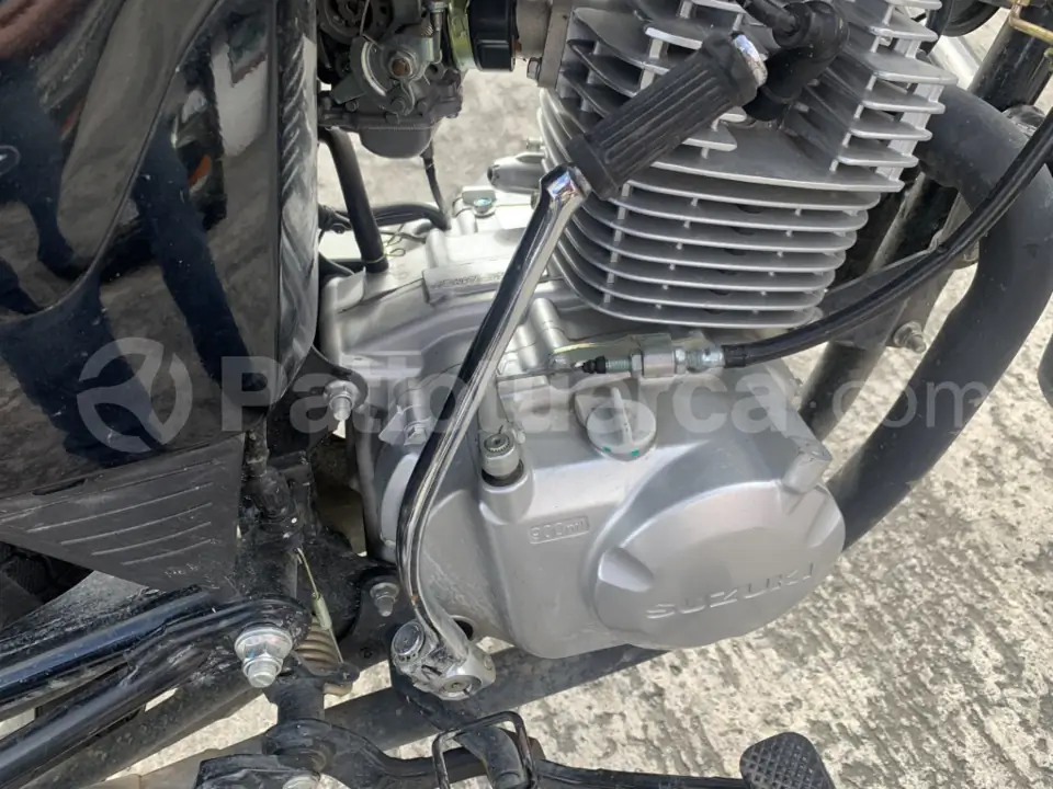 Foto 6 de Suzuki AX 100