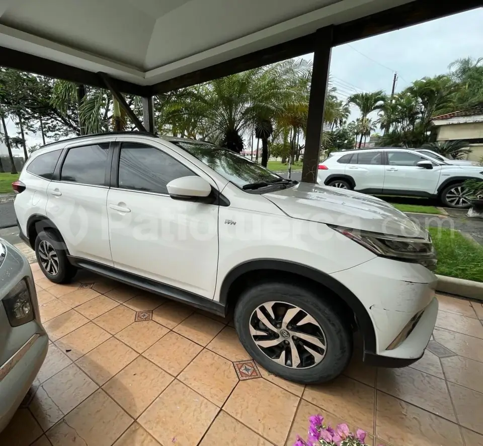 Foto 9 de Toyota Rush