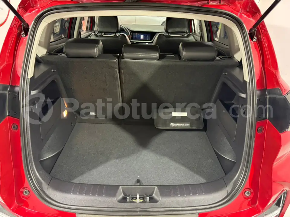 Foto 11 de Changan NEW CS15 ELITE