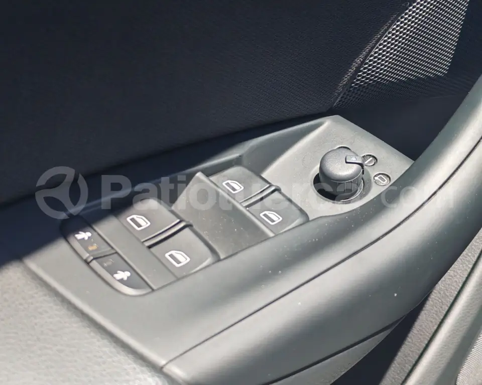 Foto 16 de Audi Q3 TFSI