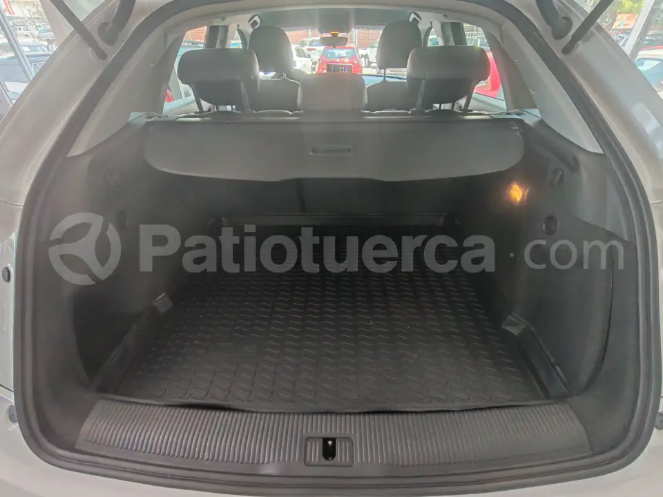 Foto 37 de Audi Q3 TFSI