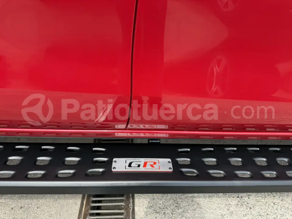 Foto 13 de Toyota Hilux CD 4x4 Diesel