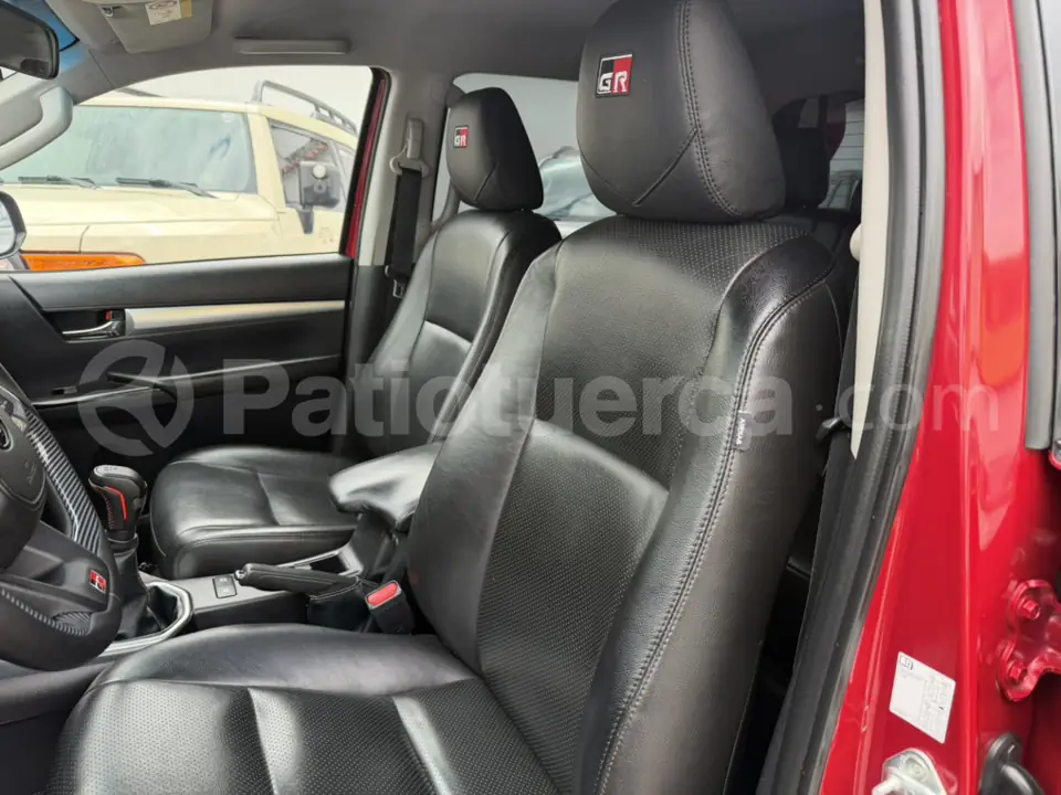 Foto 35 de Toyota Hilux CD 4x4 Diesel