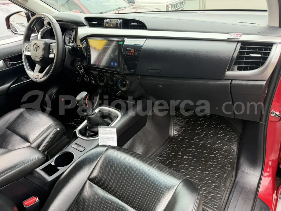 Foto 41 de Toyota Hilux CD 4x4 Diesel