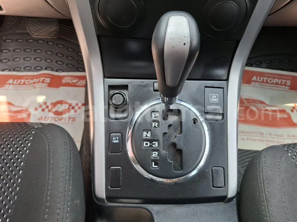 Foto 13 de Suzuki Grand Vitara SZ 2.4