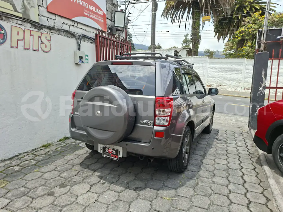 Foto 5 de Suzuki Grand Vitara SZ 2.4
