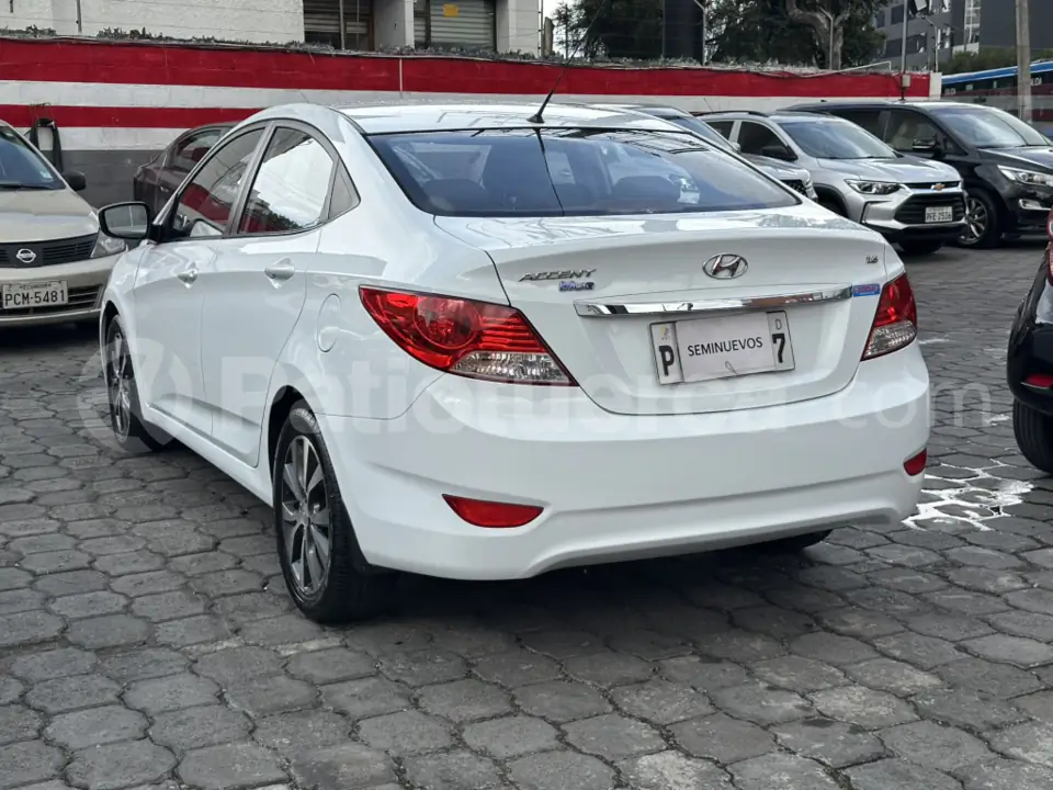 Foto 4 de Hyundai Accent