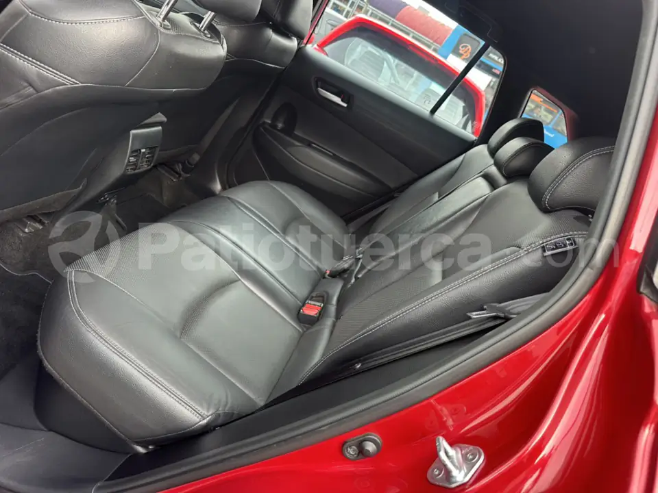 Foto 8 de Toyota Corolla Cross Mid