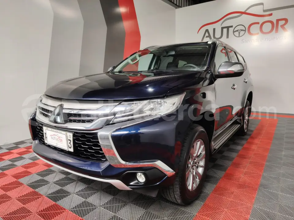 Foto 1 de Mitsubishi Montero Sport