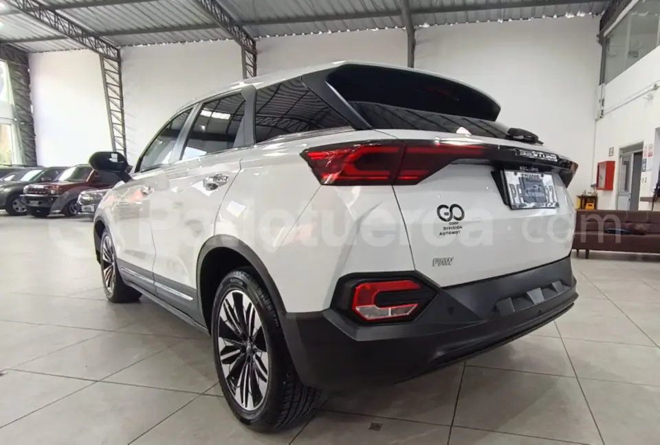 Foto 2 de Bestune T77 Pro Premium