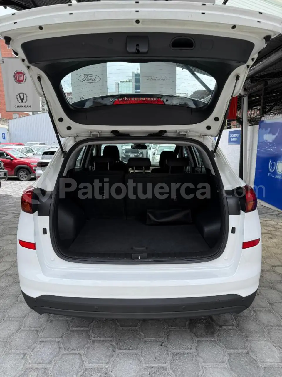 Foto 11 de Hyundai TUCSON TL