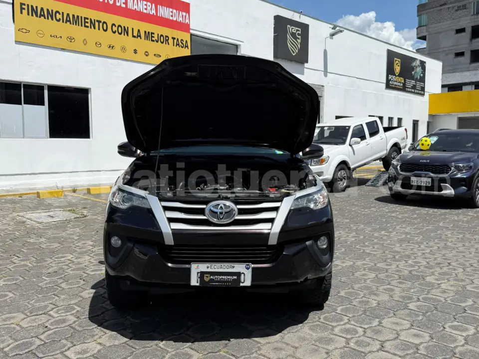 Foto 5 de Toyota New Fortuner