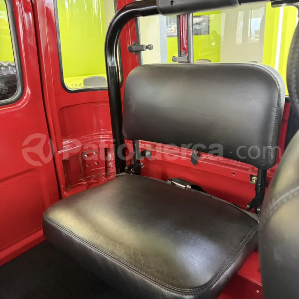 Foto 6 de Toyota Land Cruiser FJ40