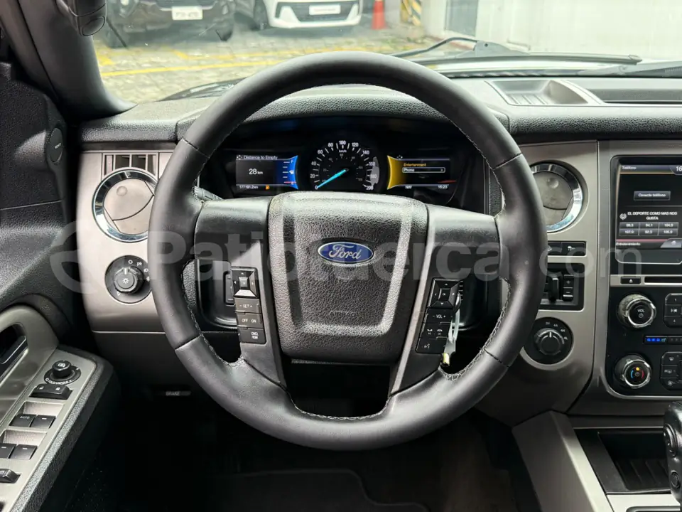 Foto 15 de Ford Expedition XLT
