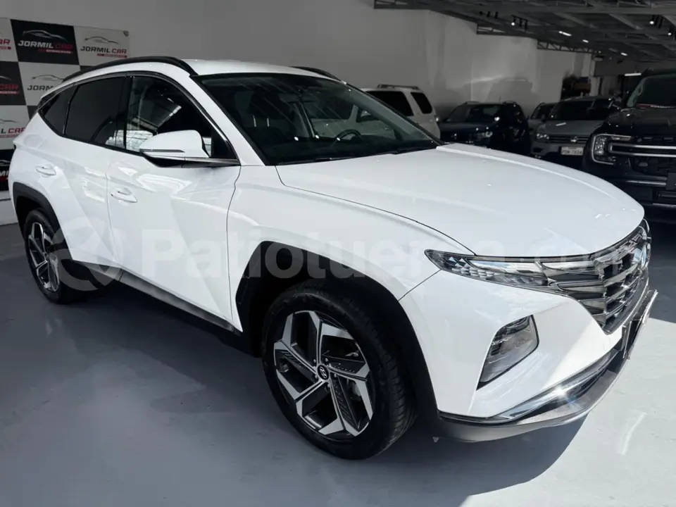 Foto 3 de Hyundai TUCSON NX4E GL