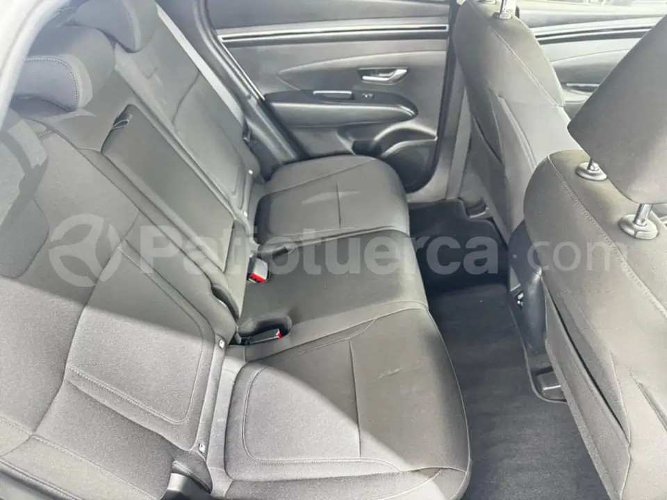 Foto 11 de Hyundai TUCSON NX4E GL
