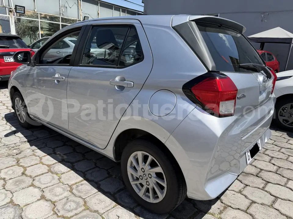 Foto 6 de Toyota Agya