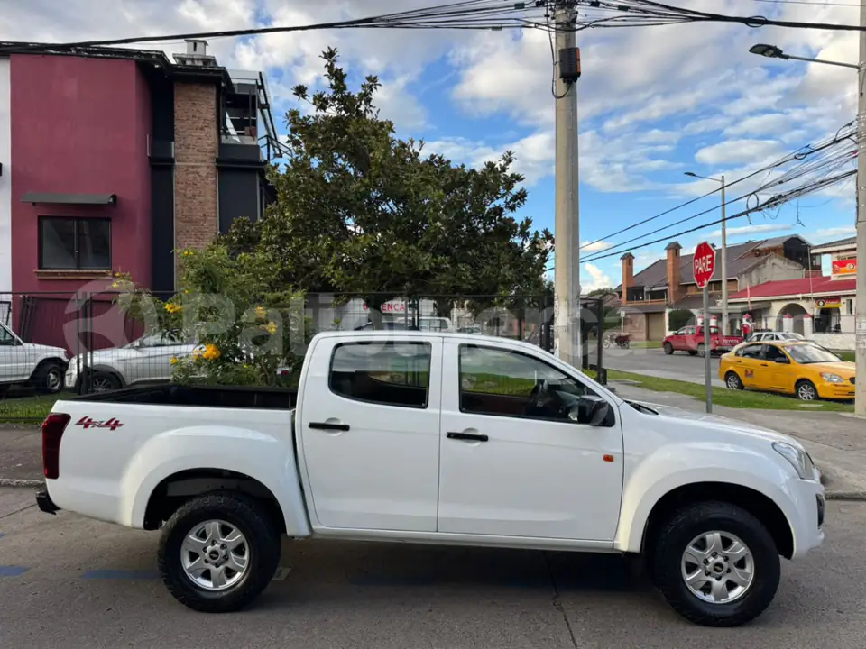 Foto 2 de Chevrolet D-Max 4x4 CD