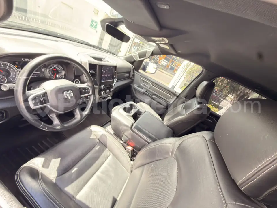 Foto 13 de Dodge RAM 1500