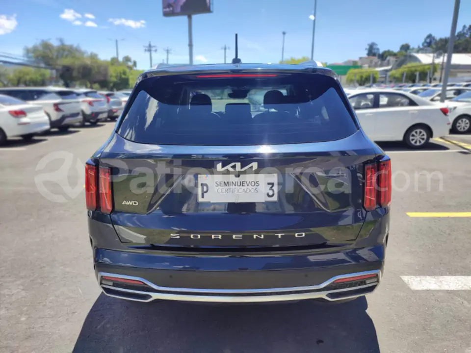 Foto 4 de Kia SORENTO GLS