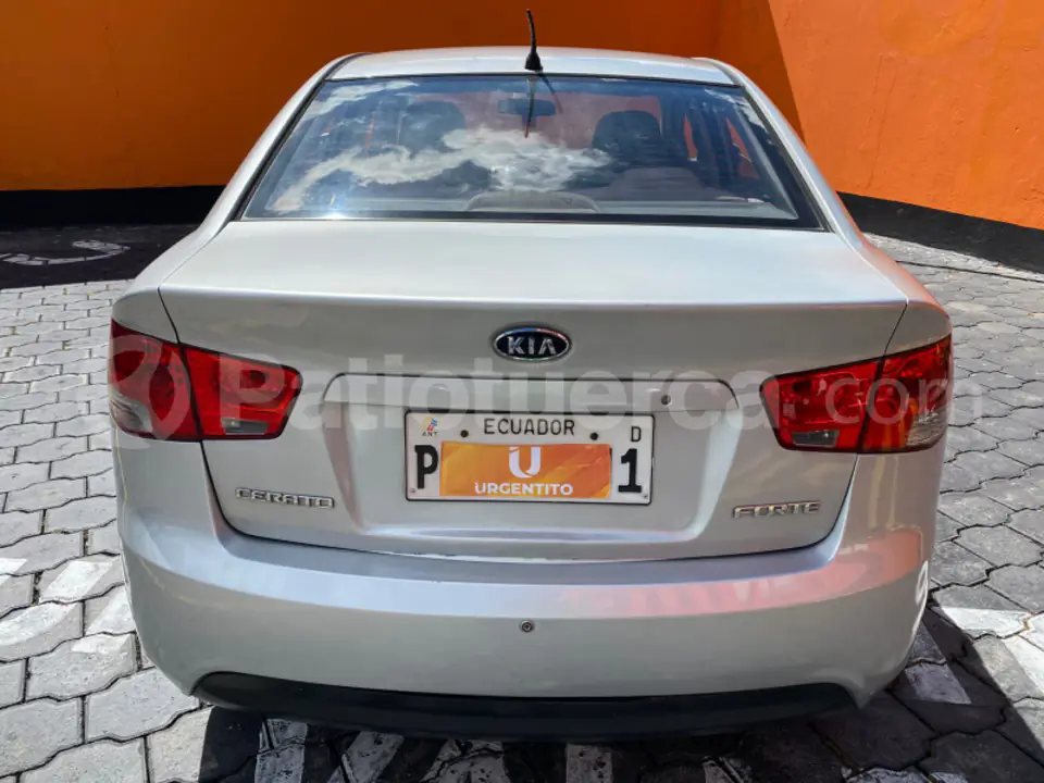 Foto 6 de Kia Cerato