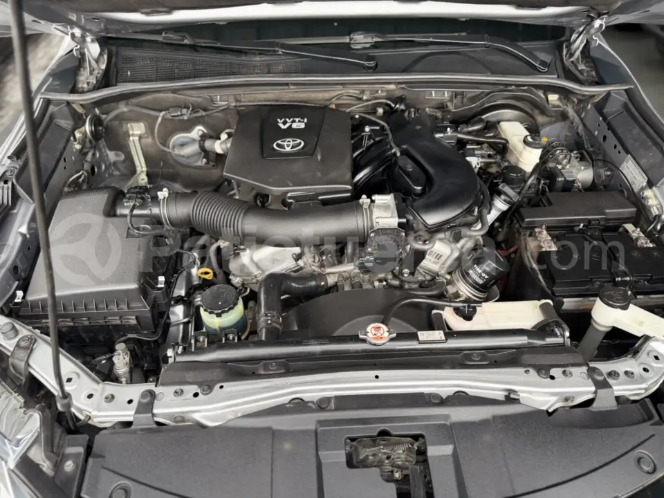 Foto 5 de Toyota Fortuner 4.0