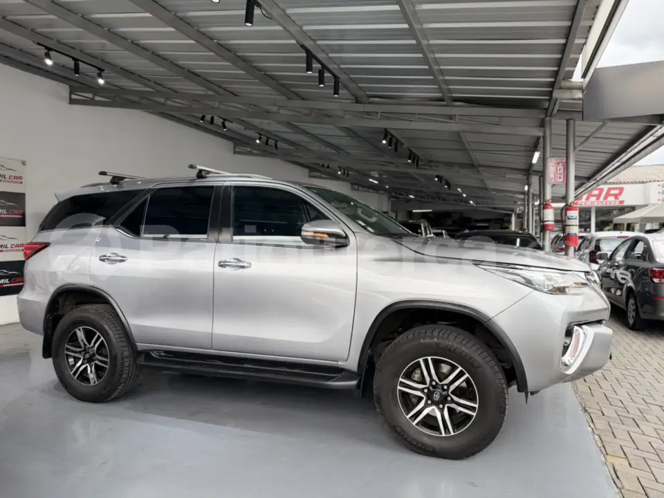 Foto 18 de Toyota Fortuner 4.0