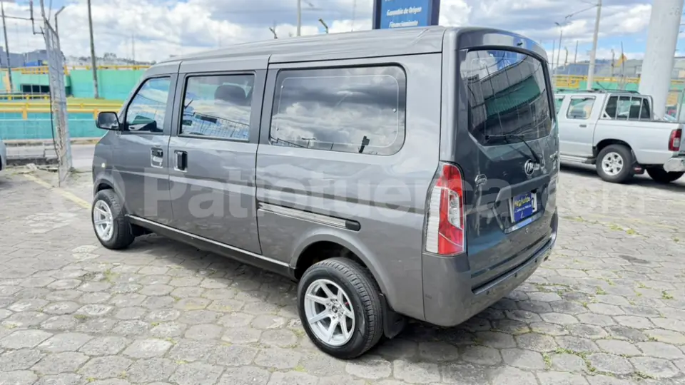 Foto 6 de Lifan LF6420