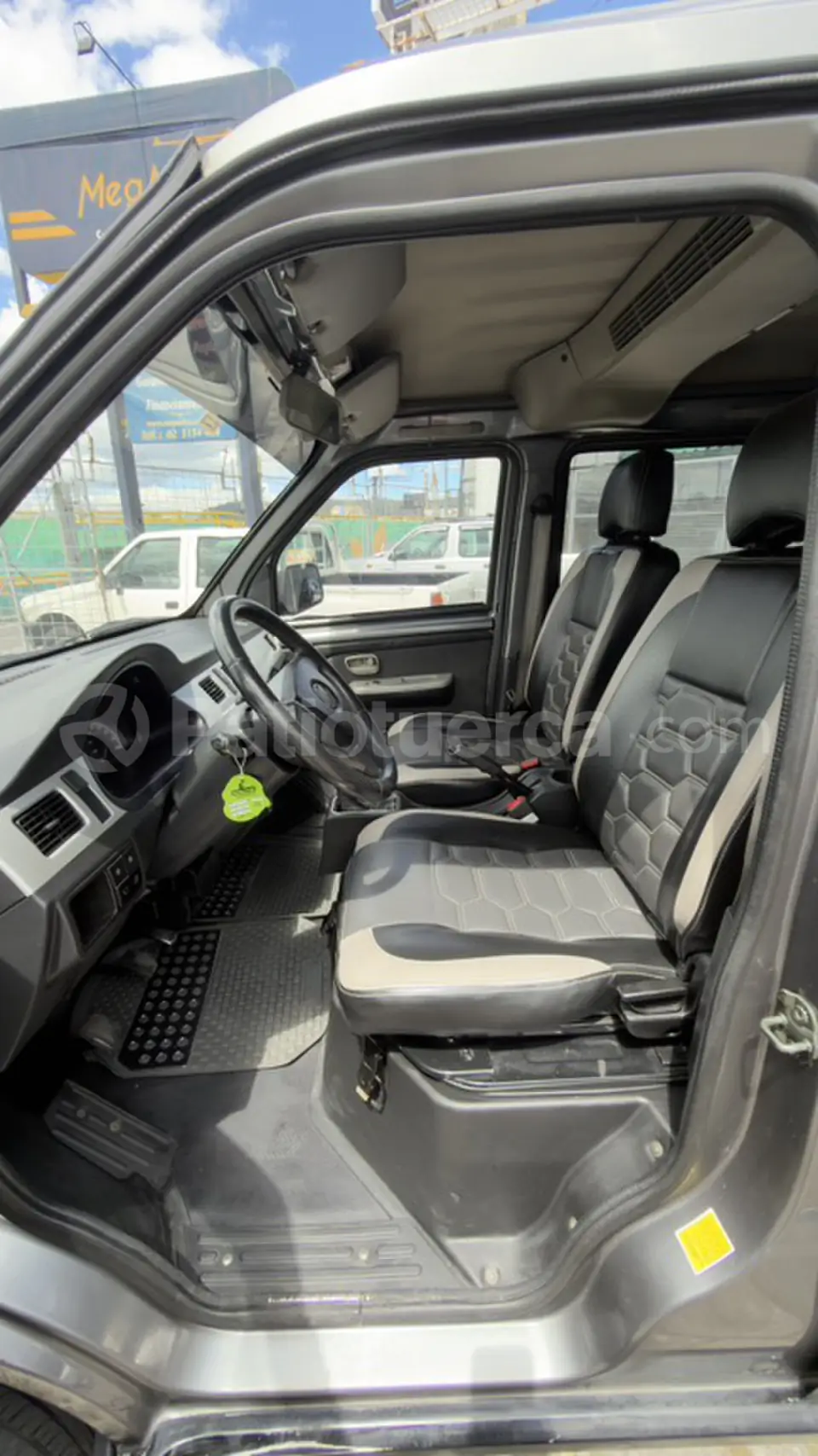 Foto 10 de Lifan LF6420