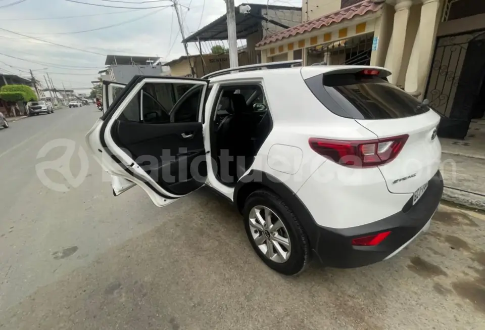 Foto 2 de Kia Stonic