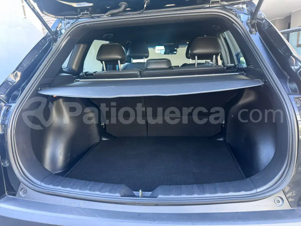 Foto 9 de Toyota Corolla Cross Mid