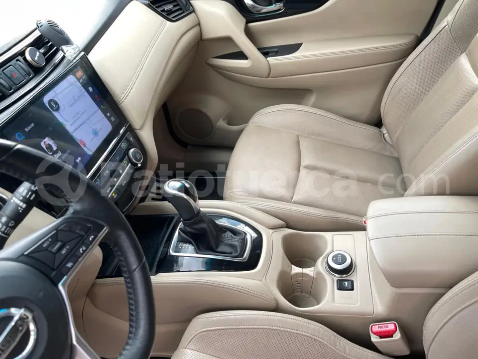 Foto 8 de Nissan XTRAIL EXCLUSIVE