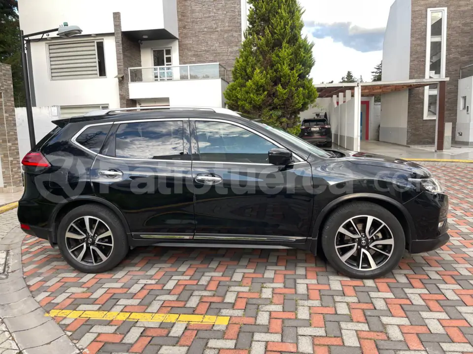 Foto 6 de Nissan XTRAIL EXCLUSIVE