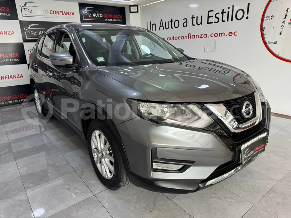 Foto 2 de Nissan XTRAIL SENSE