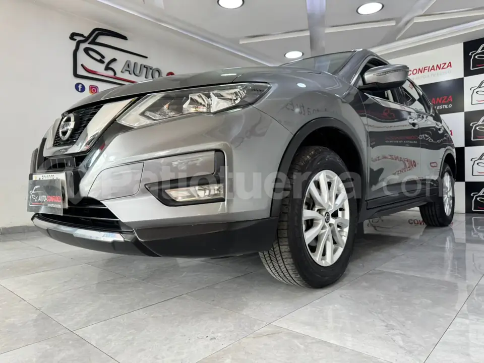 Foto 4 de Nissan XTRAIL SENSE