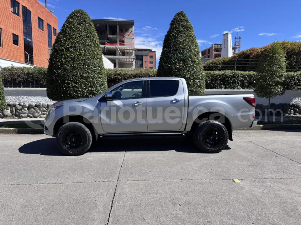 Foto 2 de Mazda BT-50 4x4