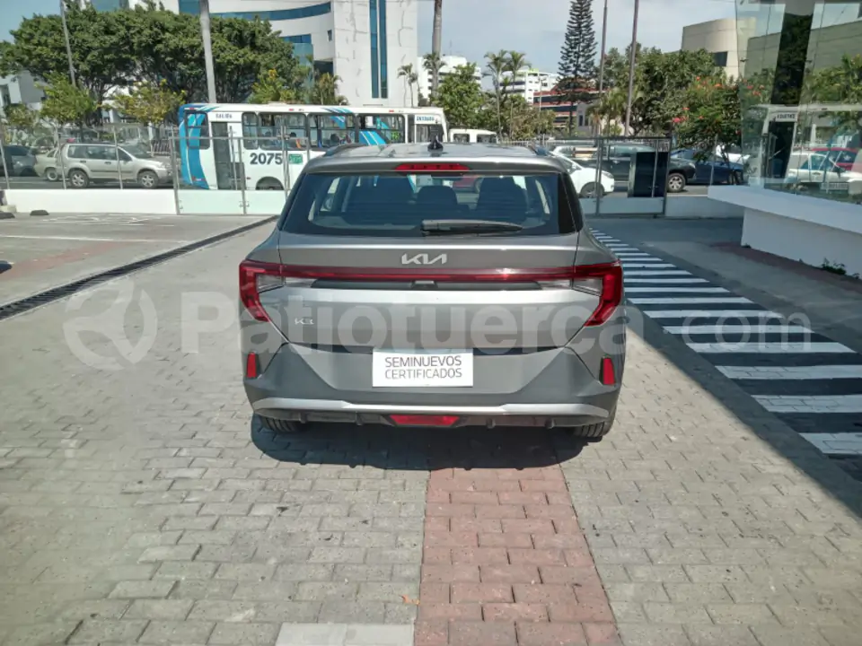 Foto 6 de Kia K3 CROSS